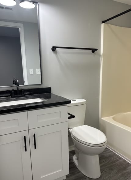 More Photos Of 1136 W 17th St, Bloomington Apartments For Sale