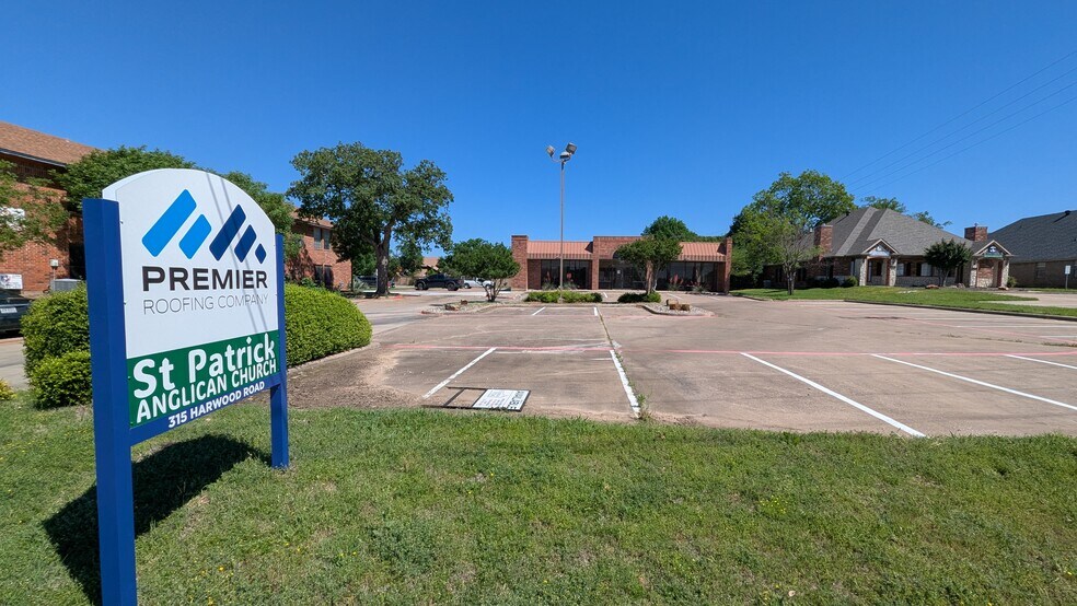 More Photos Of 315 Harwood Rd, Bedford Loft Creative Space For Lease