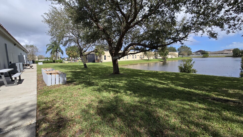 More Photos Of 3819 Murrell Rd, Rockledge Office For Lease