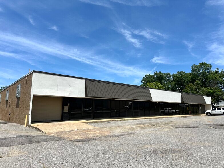 Primary Photo Of 3752 Winchester Rd, Memphis Service For Lease