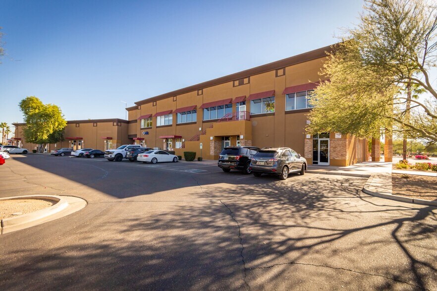 More Photos Of 1110-1166 S Gilbert Rd, Gilbert Unknown For Lease