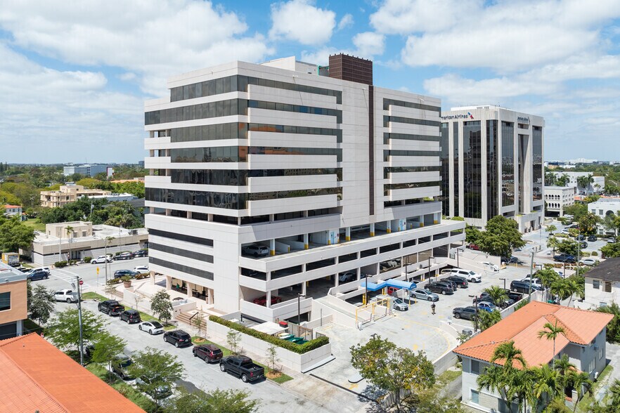 More Photos Of 999 PONCE DE LEON Blvd, Coral Gables Medical For Lease