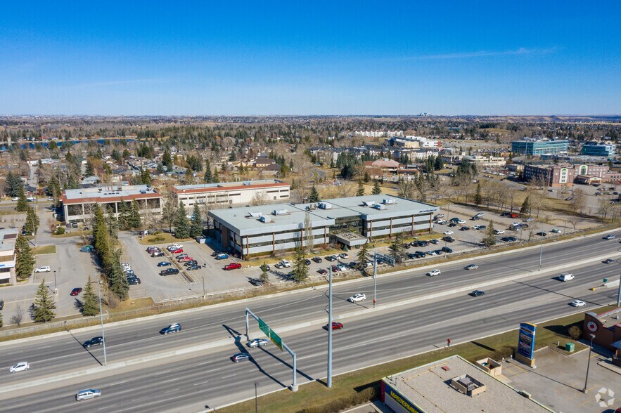 More Photos Of 340 Midpark Way SE, Calgary Office For Lease