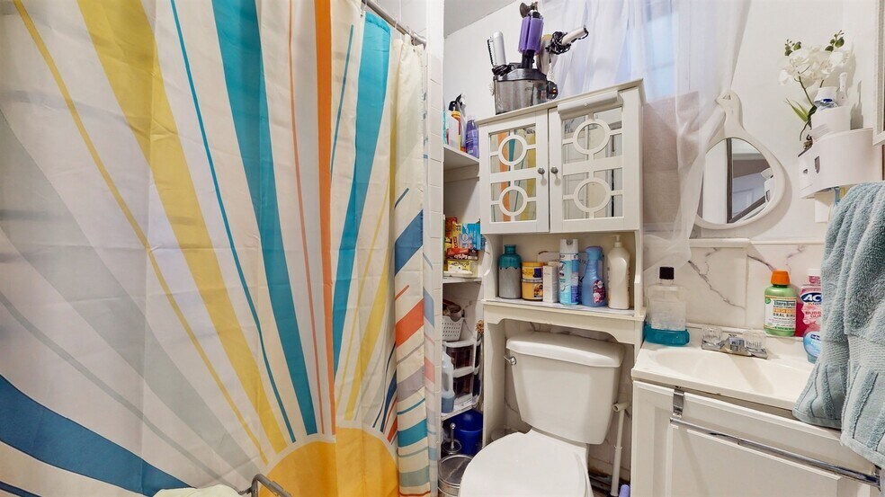 More Photos Of 603 11th St, Union City Apartments For Sale