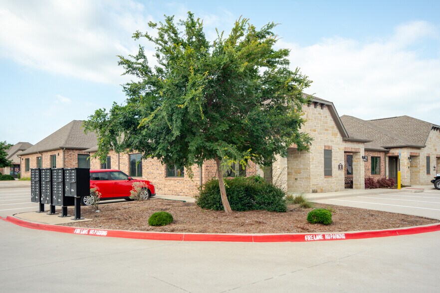 More Photos Of 2601 Little Elm Pky, Little Elm Medical For Sale