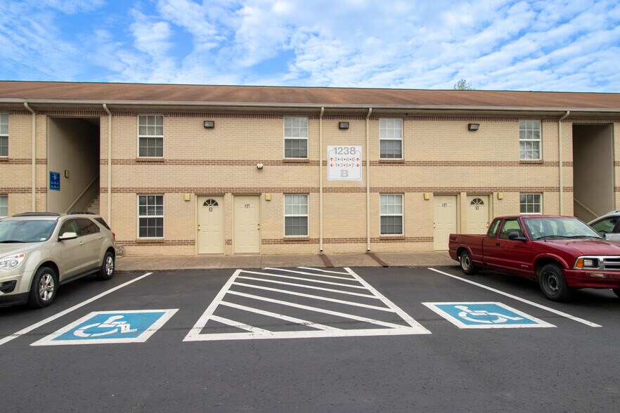More Photos Of 1238 Sloan St, Murfreesboro Apartments For Sale
