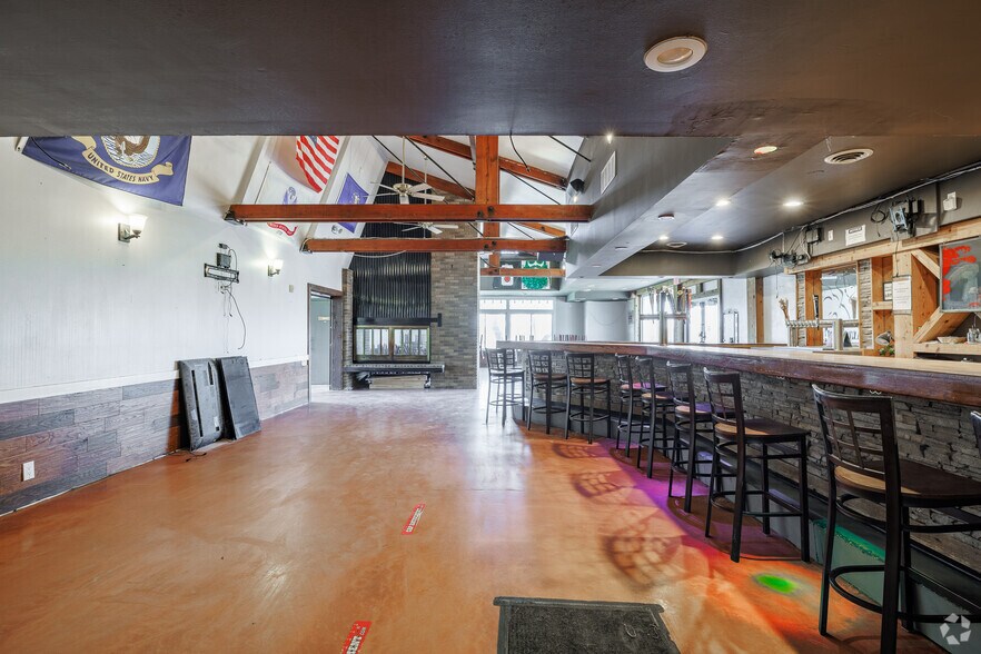 More Photos Of 6108 Loomis Rd, Farmington Lodge Meeting Hall For Lease