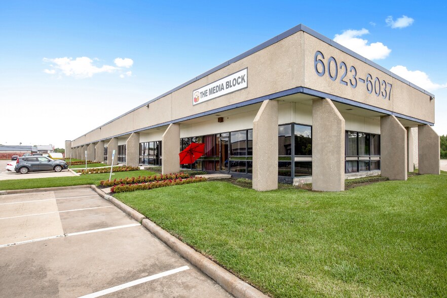 More Photos Of 6001-6021 S Loop Fwy E, Houston Unknown For Lease