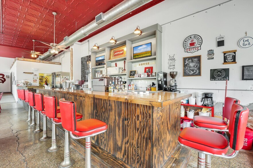 More Photos Of 100 W 4th St, Hobart Restaurant For Sale