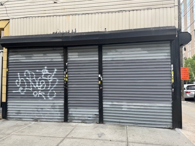 More Photos Of 162 Saint Nicholas Ave, Brooklyn Apartments For Lease