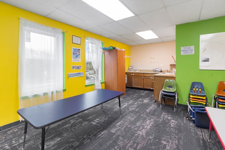 More Photos Of 5001 Backlick Rd, Annandale Religious Facility For Sale