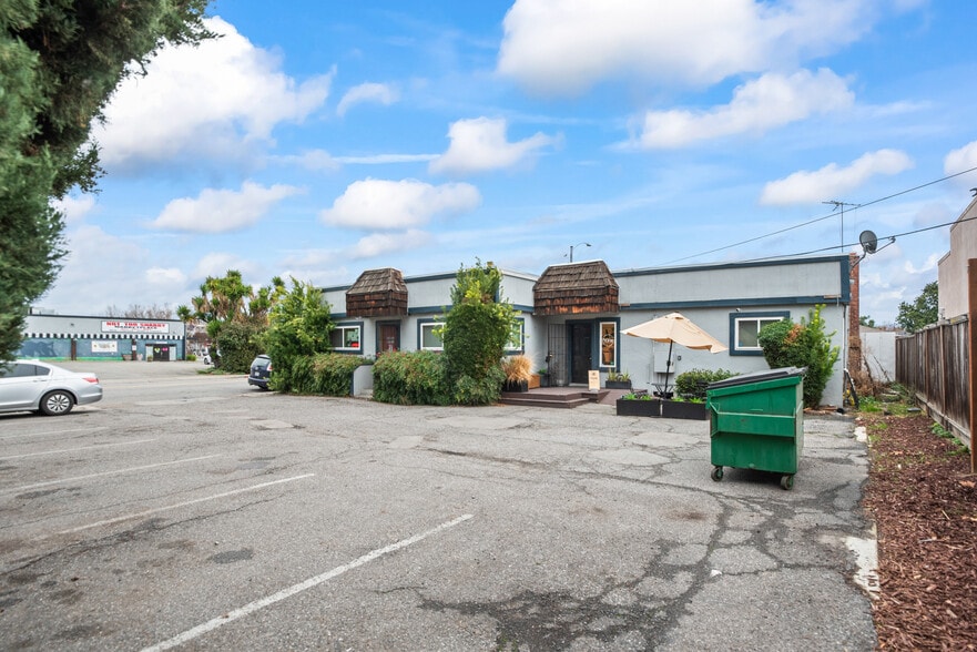 More Photos Of 501 S Bascom Ave, San Jose Storefront Retail Office For Sale