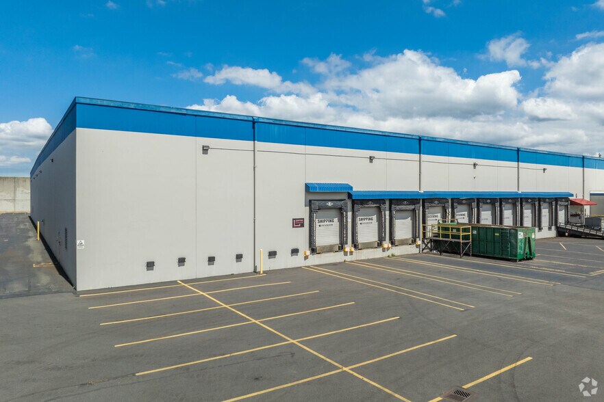 More Photos Of 425 C St NW, Auburn Warehouse For Lease