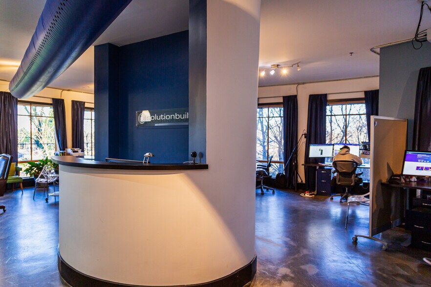 More Photos Of 319 Atlanta St, Marietta Office For Sale