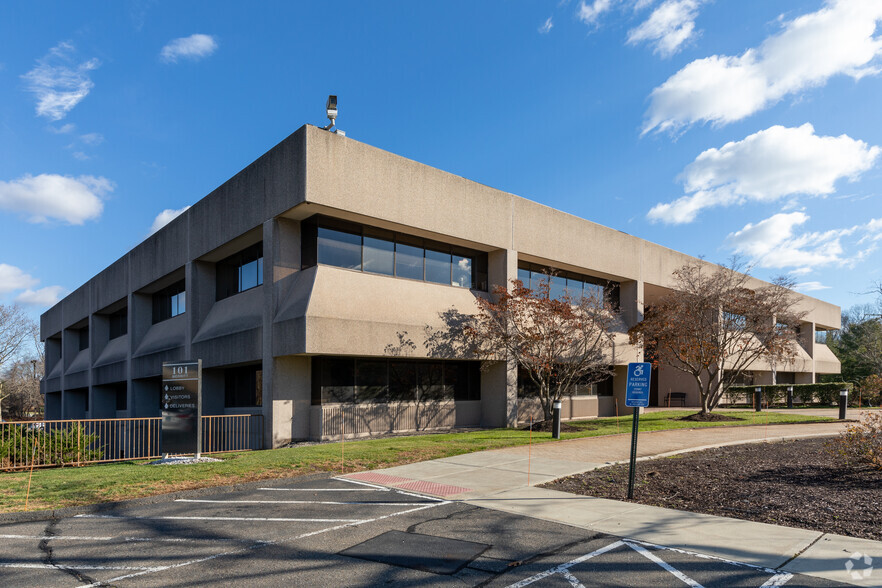 Primary Photo Of 101 Merritt Blvd, Trumbull Office For Lease