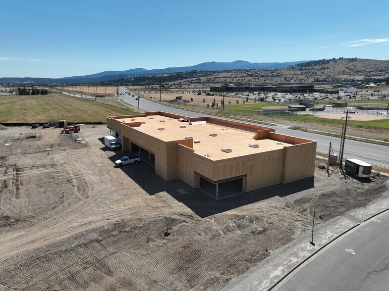 More Photos Of 19601 E Appleway Ave, Liberty Lake Storefront Retail Office For Lease