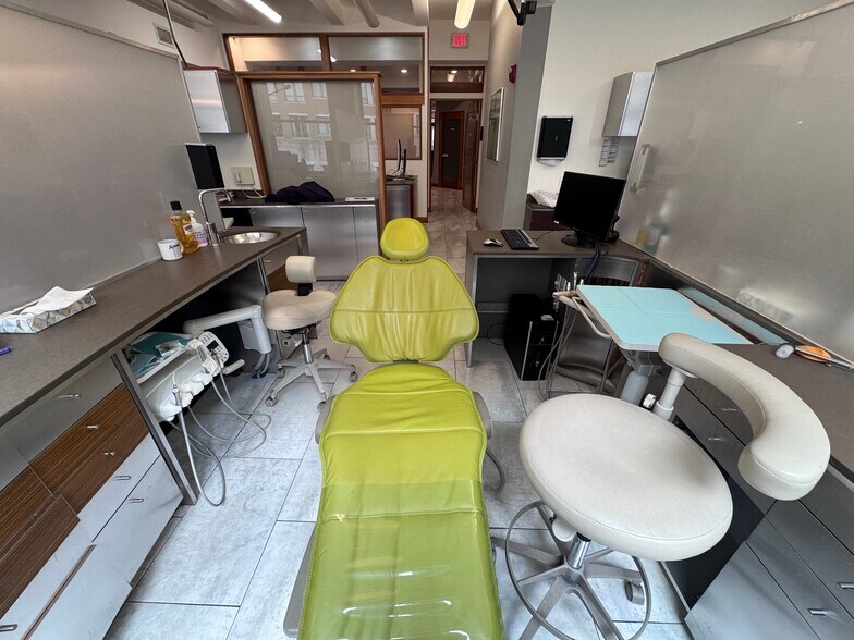 More Photos Of 811-813 Boylston St, Boston Office For Sale