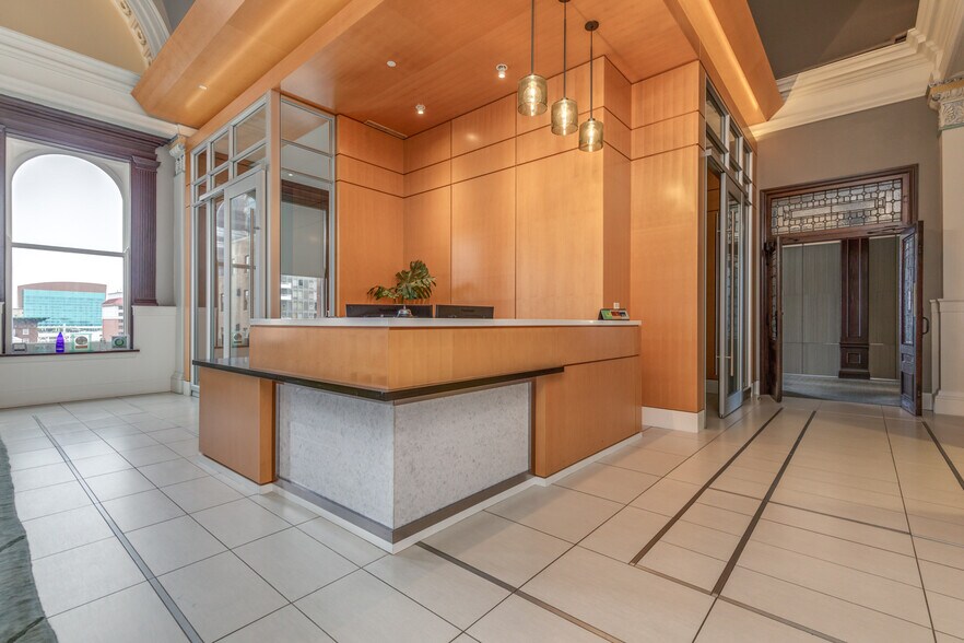 More Photos Of 319 N 4th St, Saint Louis Office Residential For Lease