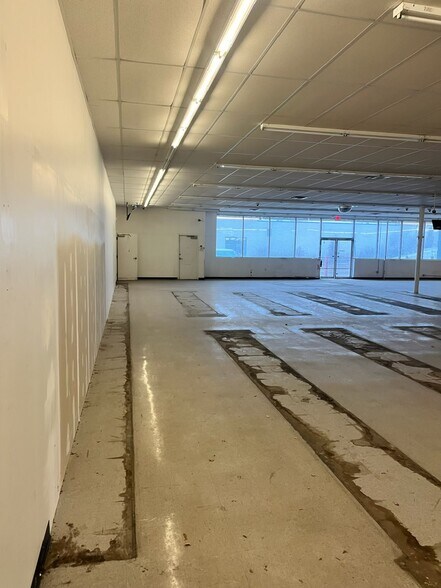 More Photos Of 3421 E Lincolnway, Cheyenne Freestanding For Lease