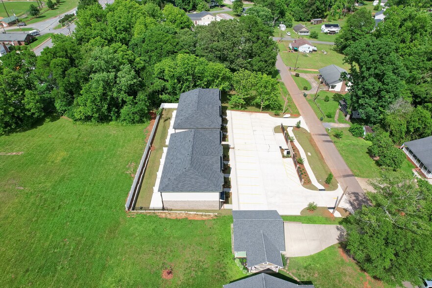 More Photos Of 501 Mill St, Lowell Apartments For Sale