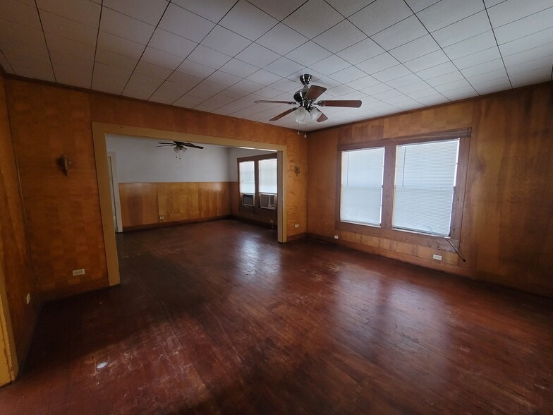 More Photos Of 207 W Viggie St, Hebbronville Religious Facility For Sale