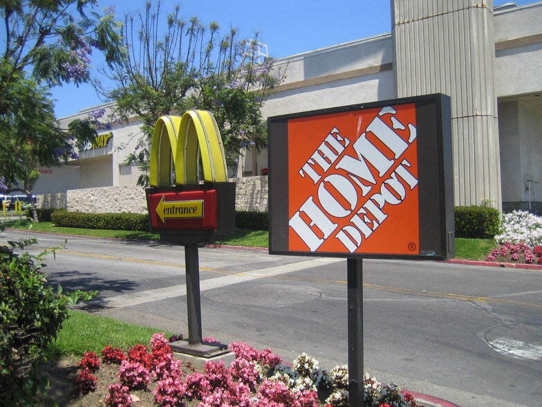 More Photos Of 4925-4949 W Slauson Ave, Los Angeles Unknown For Lease