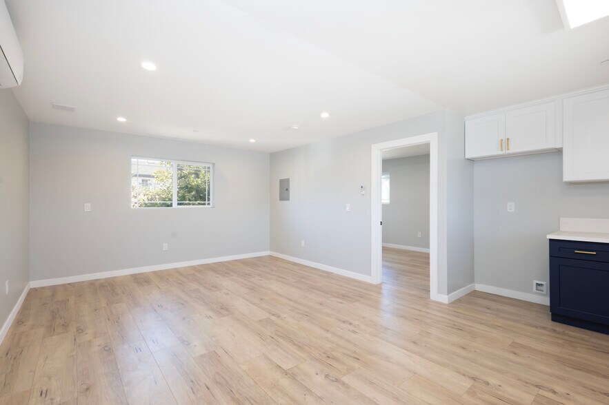 More Photos Of 3468 W 71st St, Los Angeles Apartments For Sale