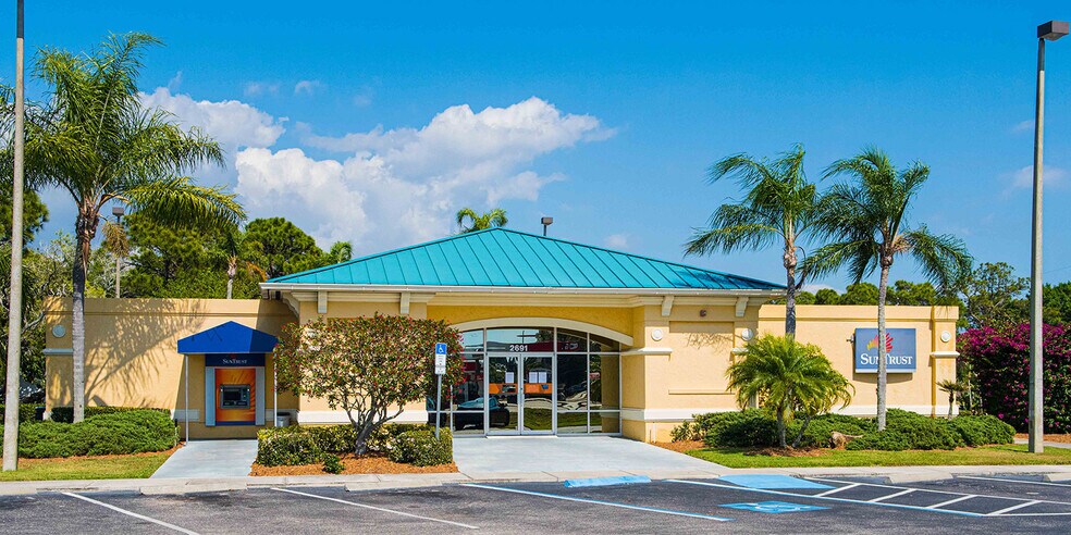More Photos Of 2691 Placida Rd, Englewood Bank For Lease