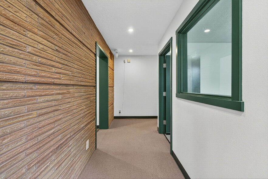 More Photos Of 5311-5315 N Vancouver Ave, Portland Medical For Sale