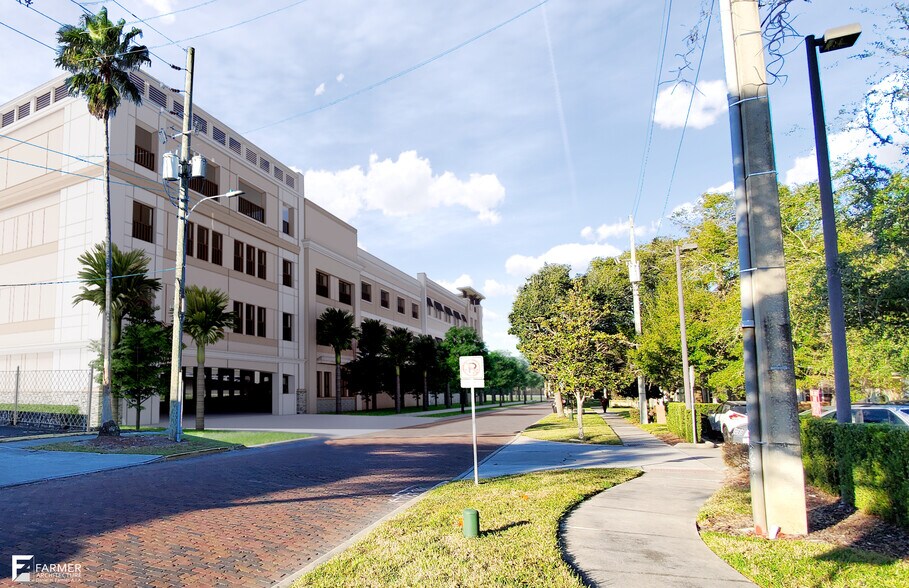 More Photos Of 2130 S Orange Ave, Orlando Office For Lease