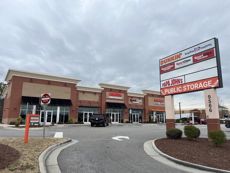 More Photos Of 9566 Cliffdale Rd, Fayetteville General Retail For Lease