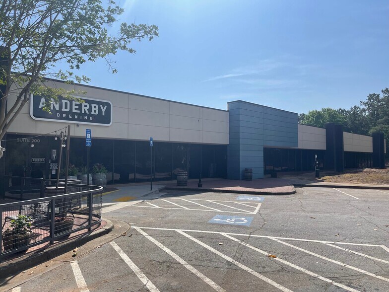 Primary Photo Of 110 Technology Pky, Peachtree Corners Light Distribution For Lease