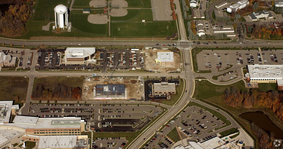 More Photos Of 2021 Health Dr SW, Wyoming Hospital For Sale