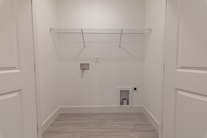 More Photos Of , Anderson Multifamily For Sale