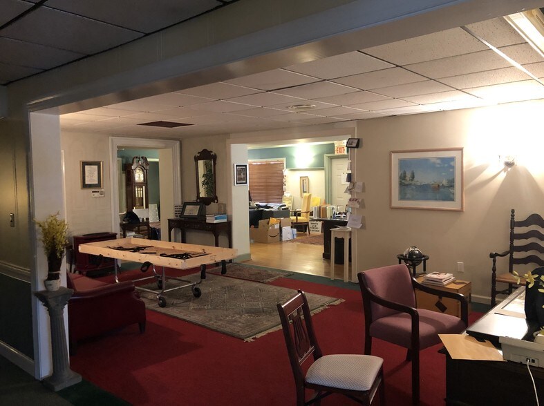 More Photos Of 808 N Union St, Wilmington Religious Facility For Lease
