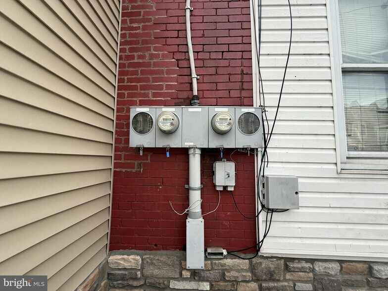 More Photos Of 1262 Church St, Reading Storefront Retail Residential For Sale