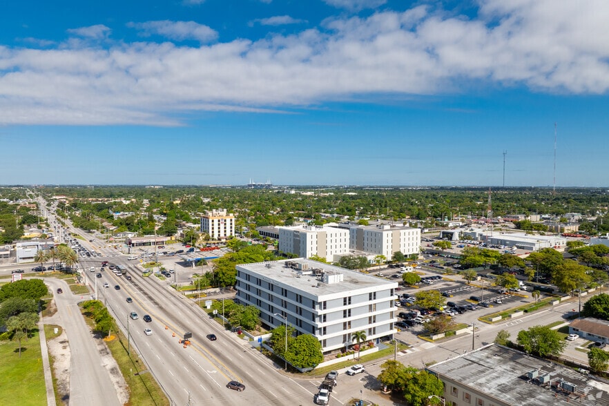 More Photos Of 111 NW 183rd St, Miami Unknown For Lease