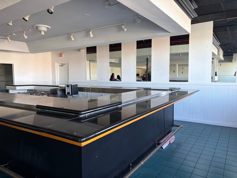 More Photos Of 2625 E Tropicana Ave, Las Vegas Storefront For Lease