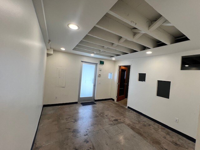 More Photos Of 3805 Canfield Ave, Culver City Loft Creative Space For Lease
