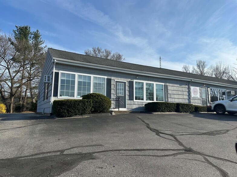 Primary Photo Of 152-160 Route 171, Woodstock Freestanding For Lease