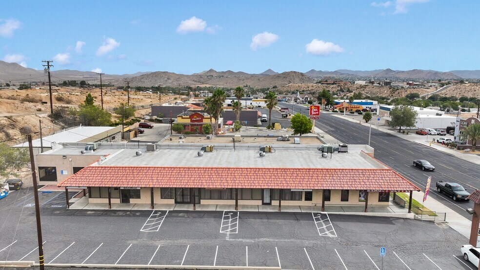 More Photos Of 15048 7th St, Victorville Storefront Retail Office For Lease