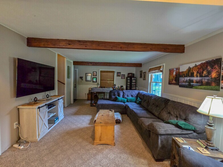 More Photos Of 16878 County Road 505, Newberry Hotel For Sale