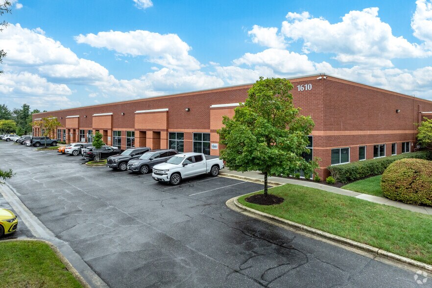 Primary Photo Of 1610 Professional Blvd, Crofton Flex For Lease