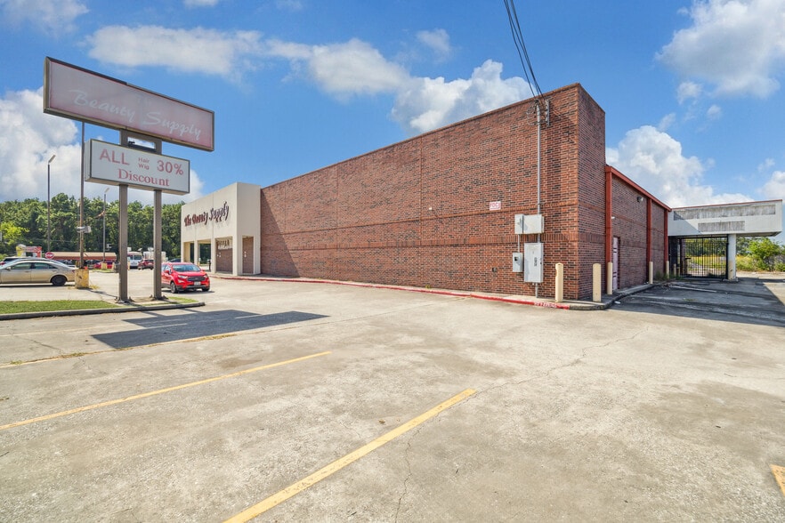 More Photos Of 13606 Kuykendahl Rd, Houston Freestanding For Lease