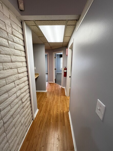 More Photos Of 4920 Reed Rd, Columbus Loft Creative Space For Lease