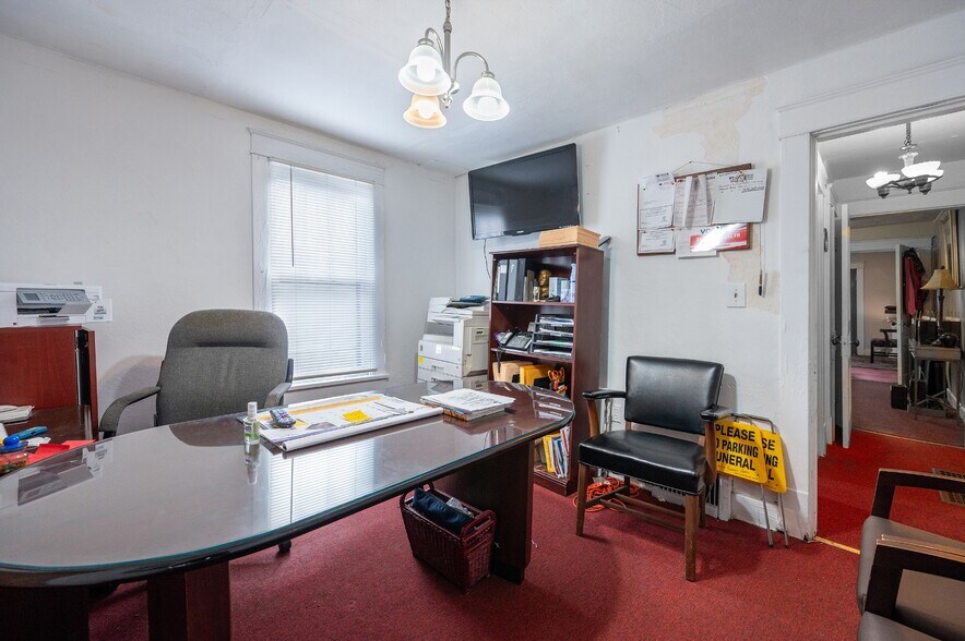 More Photos Of 1404 Jefferson St, Nashville Funeral Home For Sale