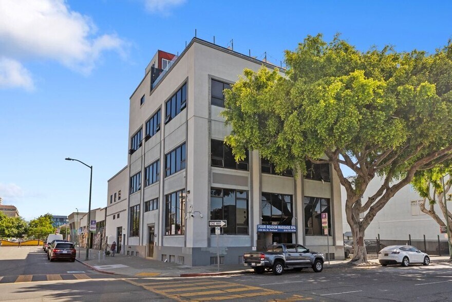 More Photos Of 238 9th St, Oakland Loft Creative Space For Sale