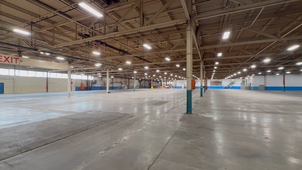 More Photos Of 1601 Blair's Ferry Rd NE, Cedar Rapids Manufacturing For Lease