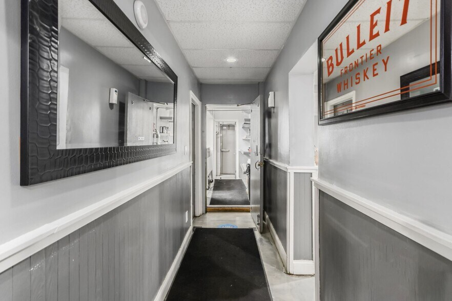 More Photos Of 1662 W Mound St, Columbus Restaurant For Sale
