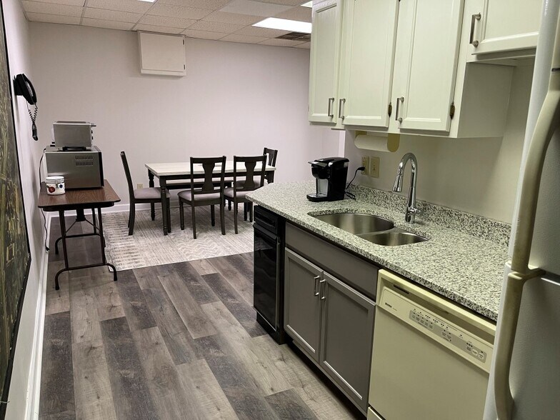More Photos Of 2255 Cumberland Pky SE, Atlanta Office For Lease